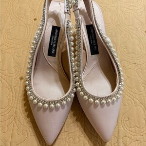 ANTONIO MELANI Blush Pearl-Trim Pointed Toe Slingback Flats